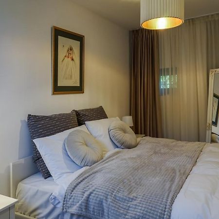 The Urban Oasis Appartement Boekarest Buitenkant foto